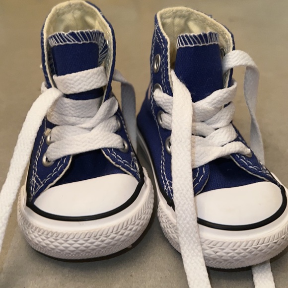 Toddler high top converse - Picture 2 of 5
